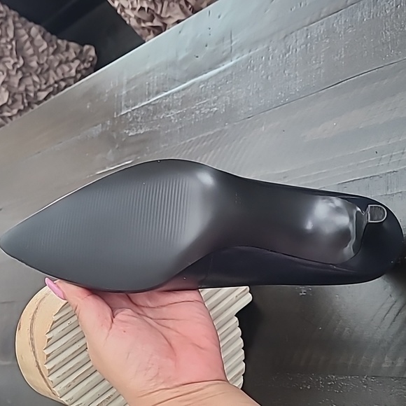 NWOT NINE WEST NEW SIZE 9 HEELS - Picture 4 of 7